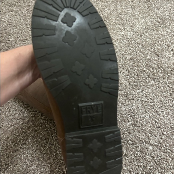 Frye Winter Boots with fuzzy inside - Picture 4 of 7